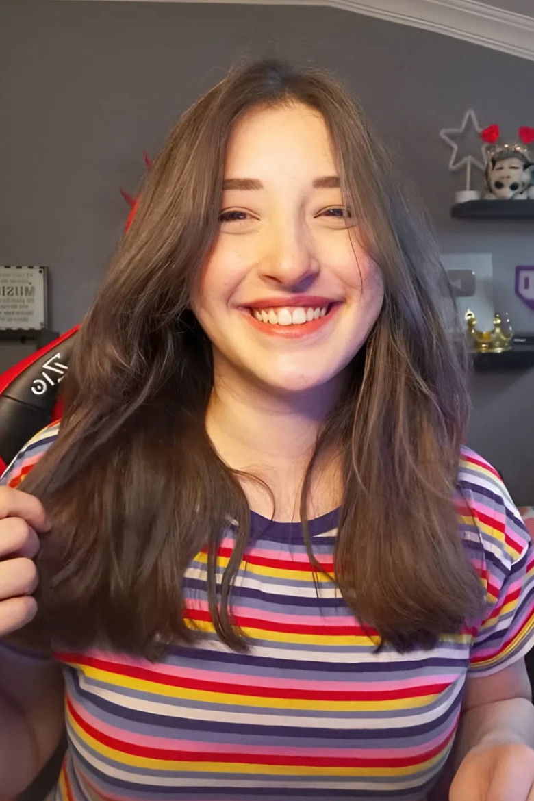 Pelin Baynazoğlu portrait image