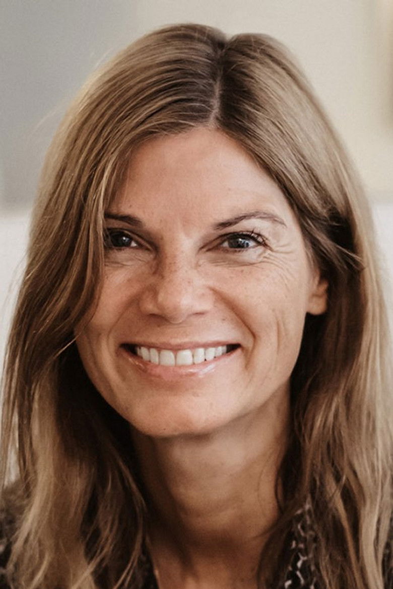 Iris Baumüller portrait image