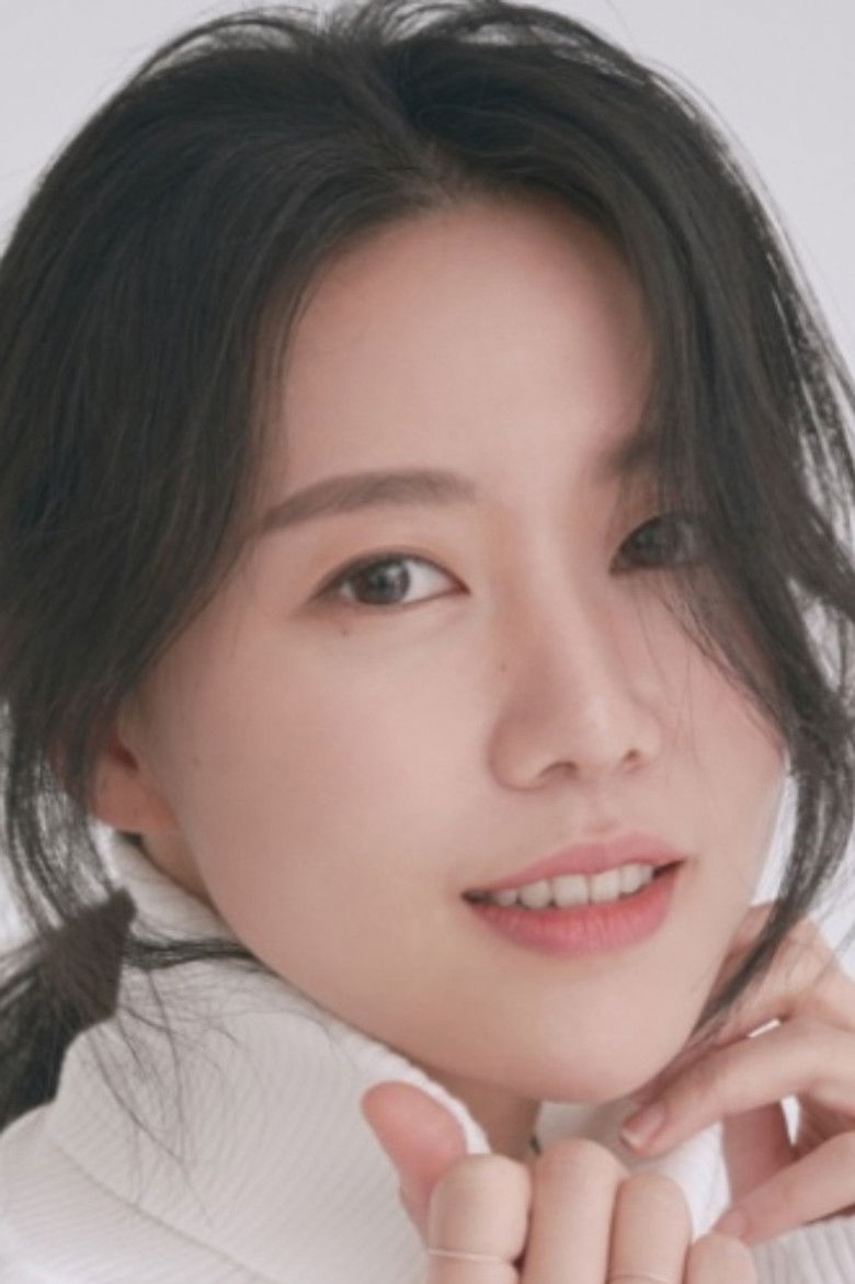 Lee Joo-young portrait image