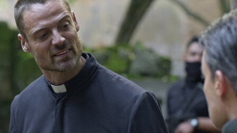 Still from Senora Acero - Season 5 Episode 64