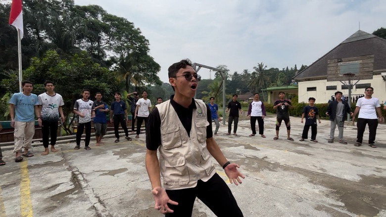 BACK N REPLAY* Photo 1