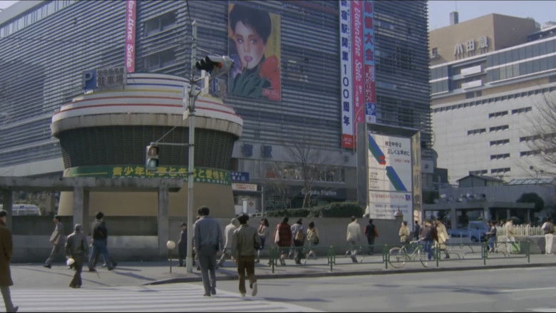 Waisetsuna onna: kuroi hada ni naku backdrop 3