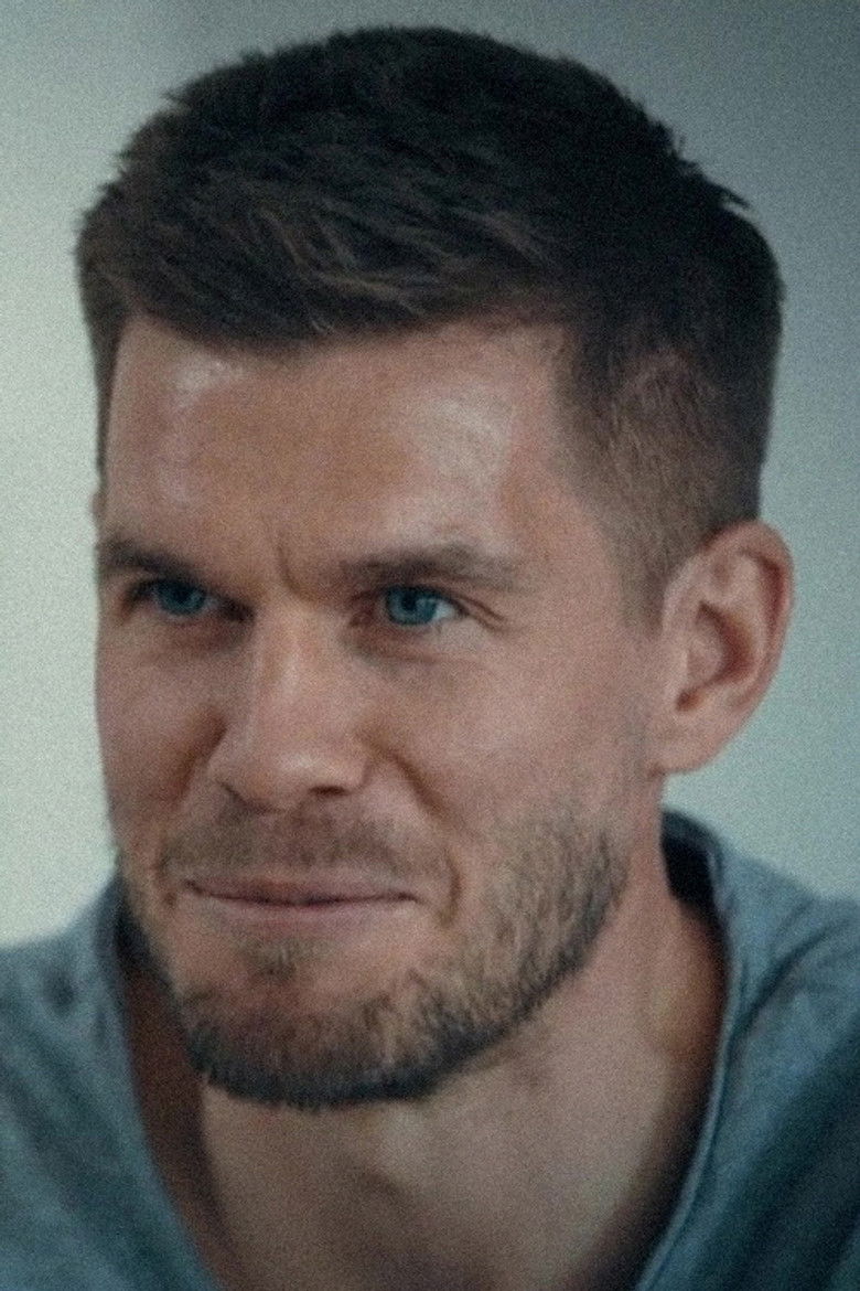 Simon Terodde portrait image