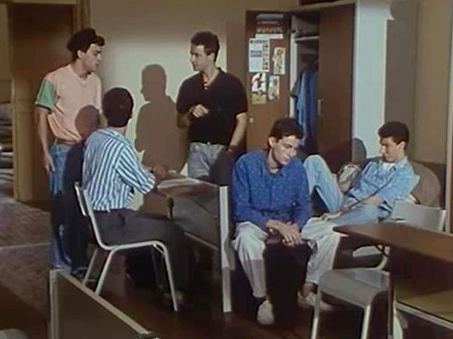 Still image for Classe Di ferro season 1 episode 4: Episode 4 Still image for Classe Di ferro season 1 episode 4: Episode 4