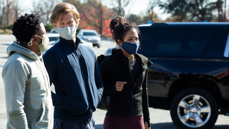 Still from MacGyver - Season 5 Episode 6