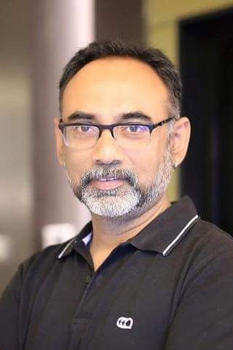 Aniruddha Chakladar photo 3