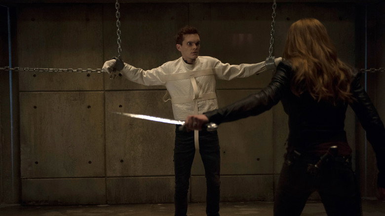 Still from Ловци на сенки - Сезон 3 Епизод 18