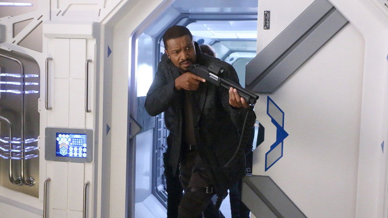 Still from Dark Matter - シーズン 3 エピソード 2
