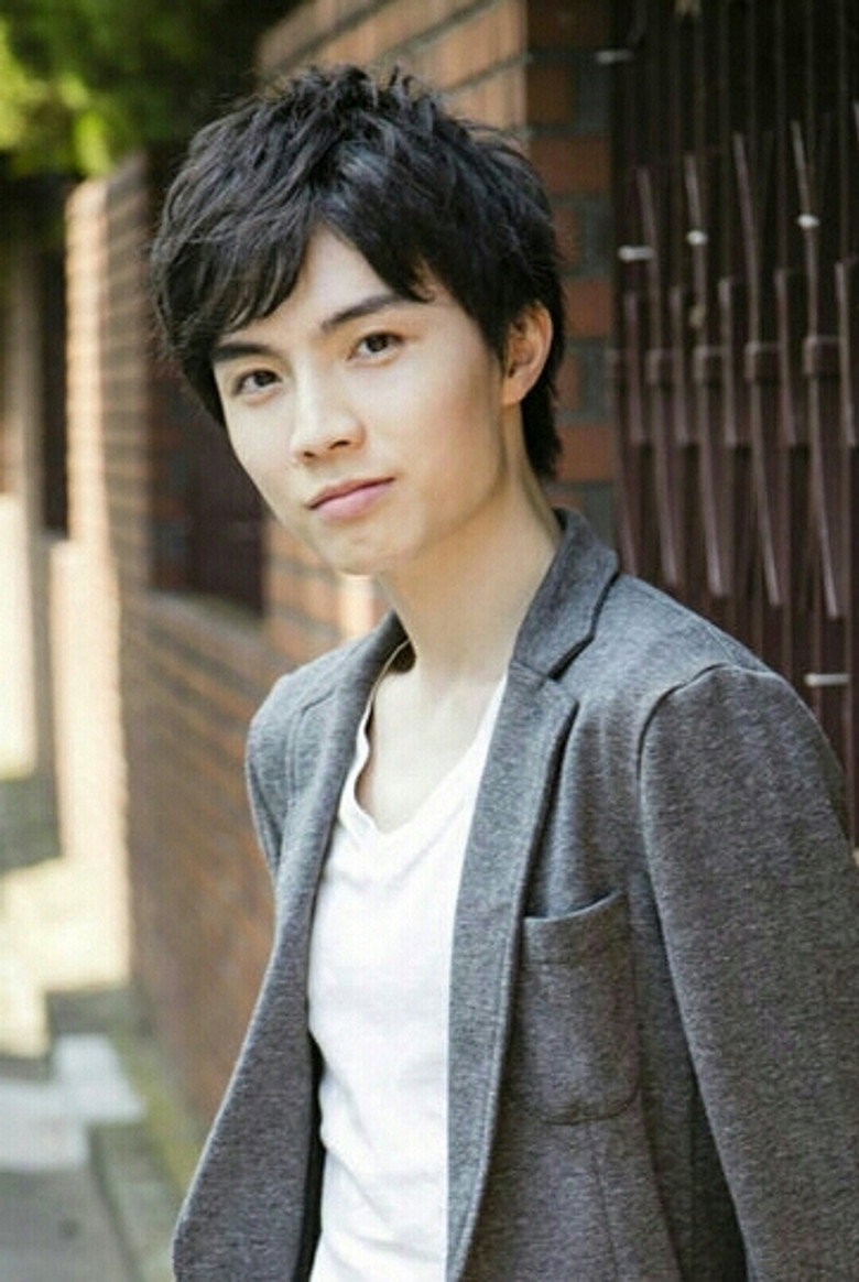 Tomoya Takagi photo