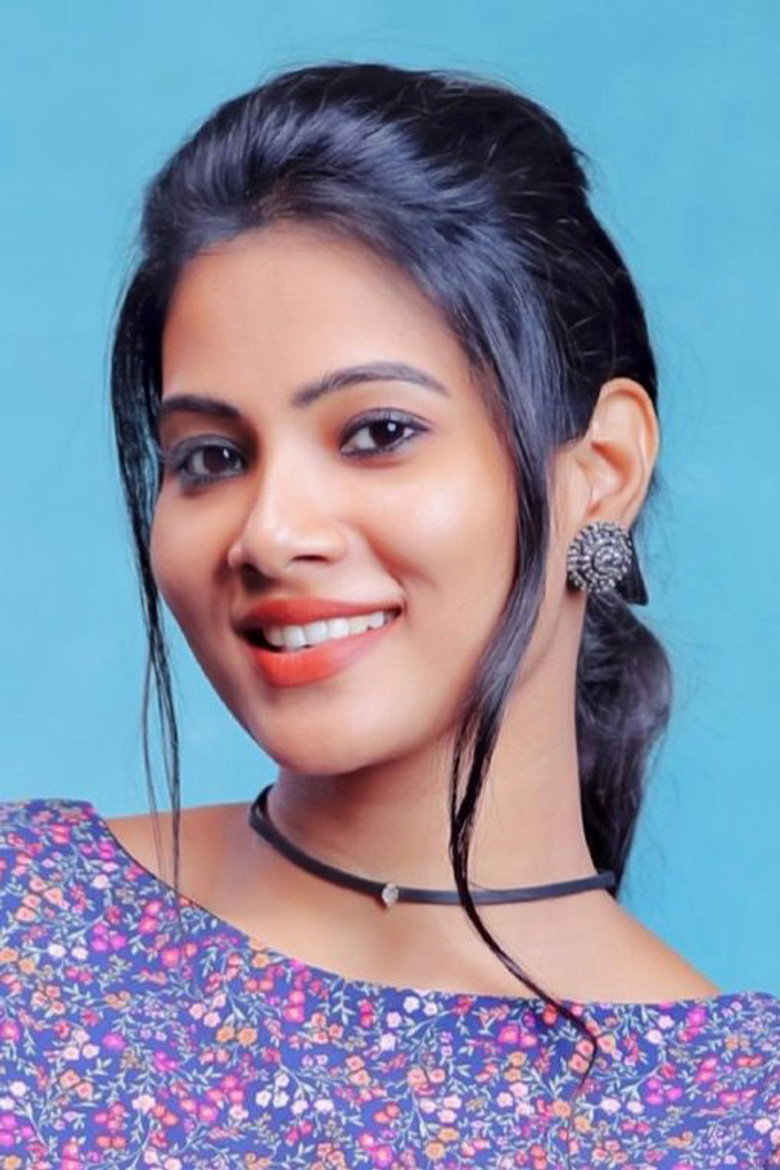 Dhivya Dhuraisamy photo 2