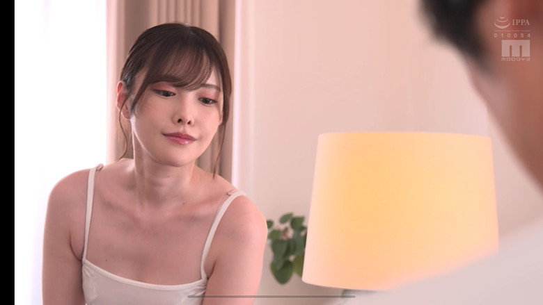 MIDA-079ちょっと練習台になってくれない? 色気ムンムンな美脚の姉がメンズエステで働くことになりチ○ポをかするキワどい練習で理性崖っぷち!熱が入っておま●こ押し付けてくるから紙パンずれて生ハメ中出し 新ありな (ブルーレイディスク) 生写真2枚付き image 2