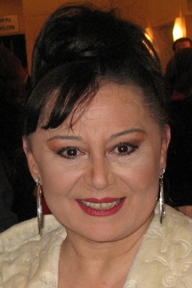 Parla Şenol photo 2