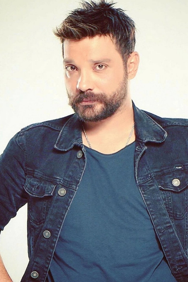 Oğuzhan Uğur photo