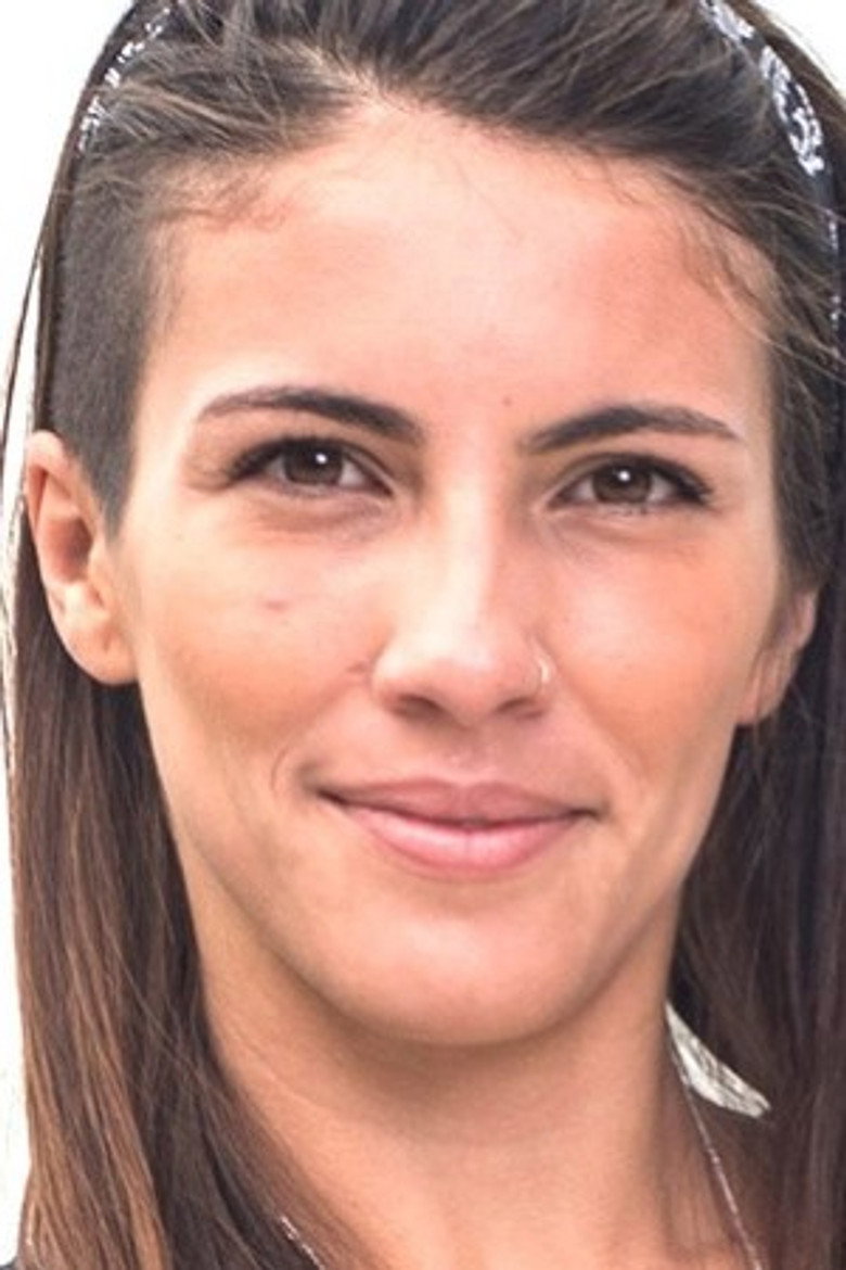 Gabriela Mendes portrait