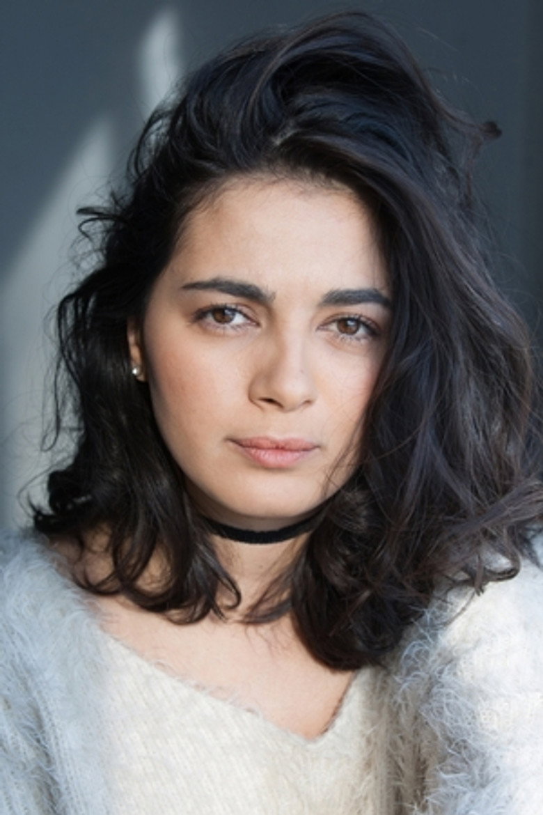 Mounia Zahzam photo 2