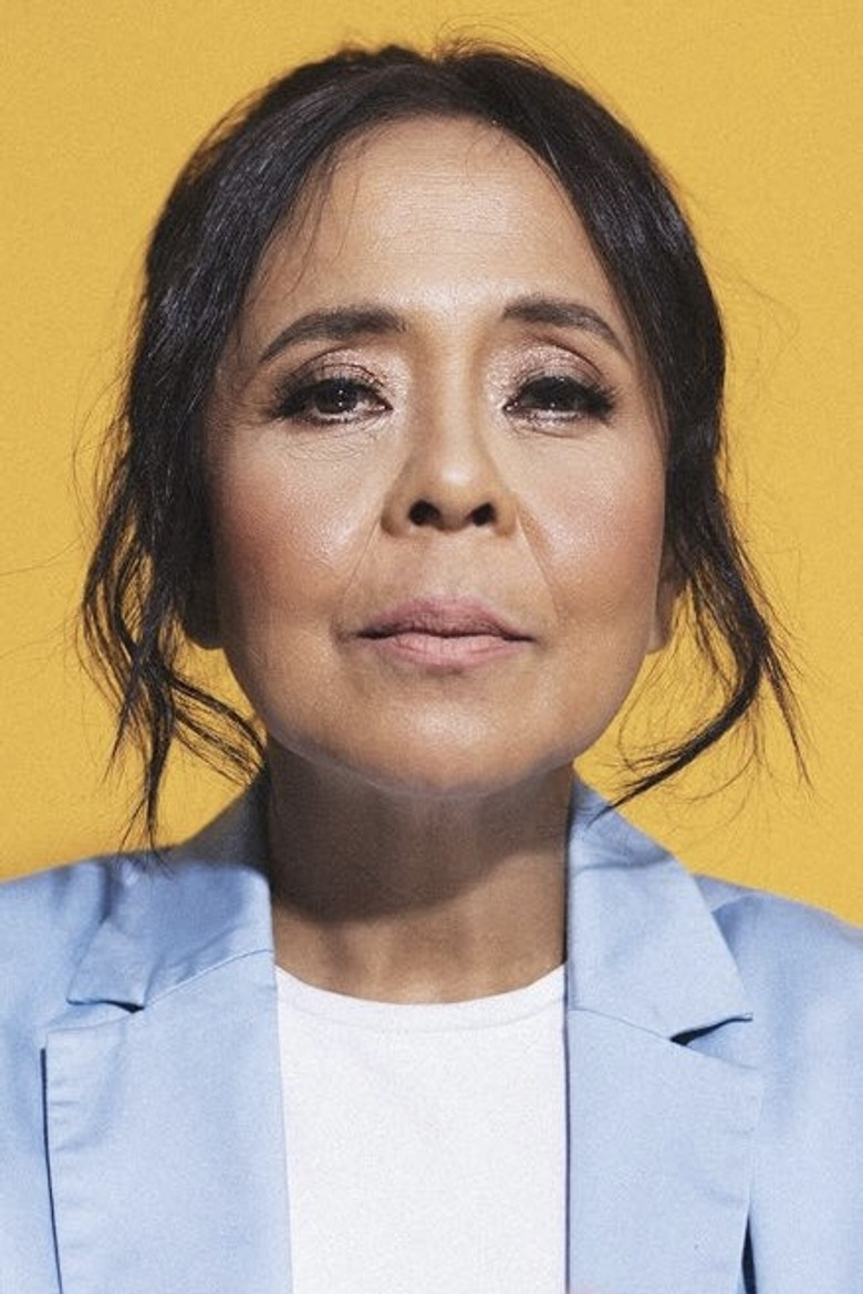 Dolly de Leon photo 1