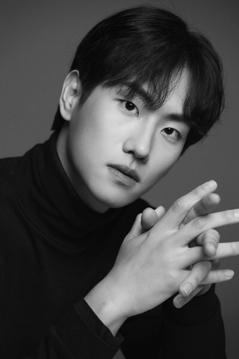 Jung Do-myung photo