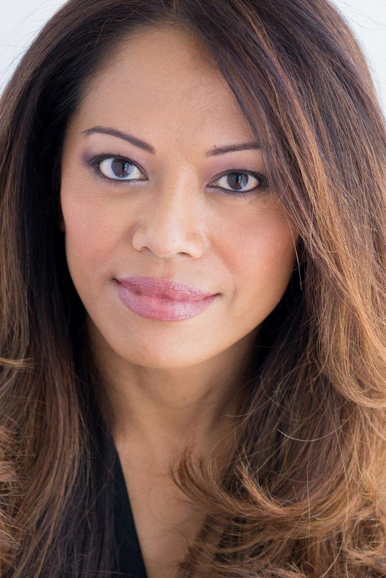 Milia Mae portrait image