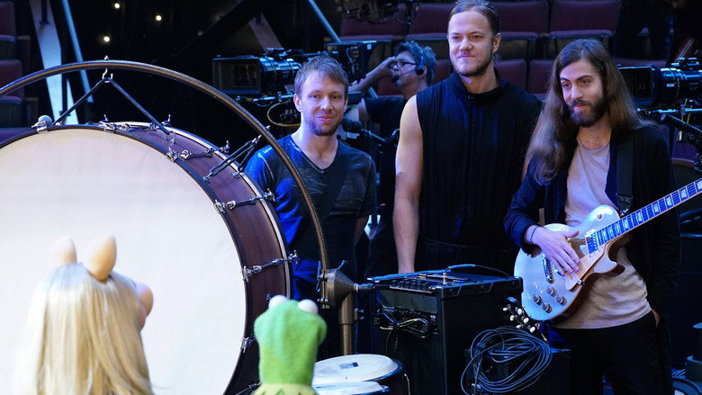 Still from The Muppets - Season 1 Episode 1