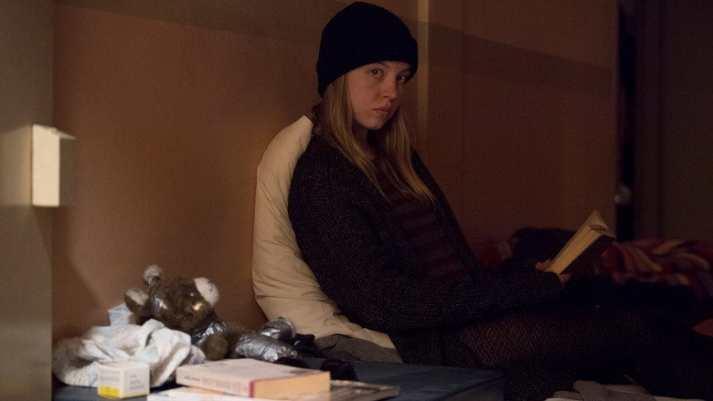 Still from Острые предметы - Season 1 Episode 3