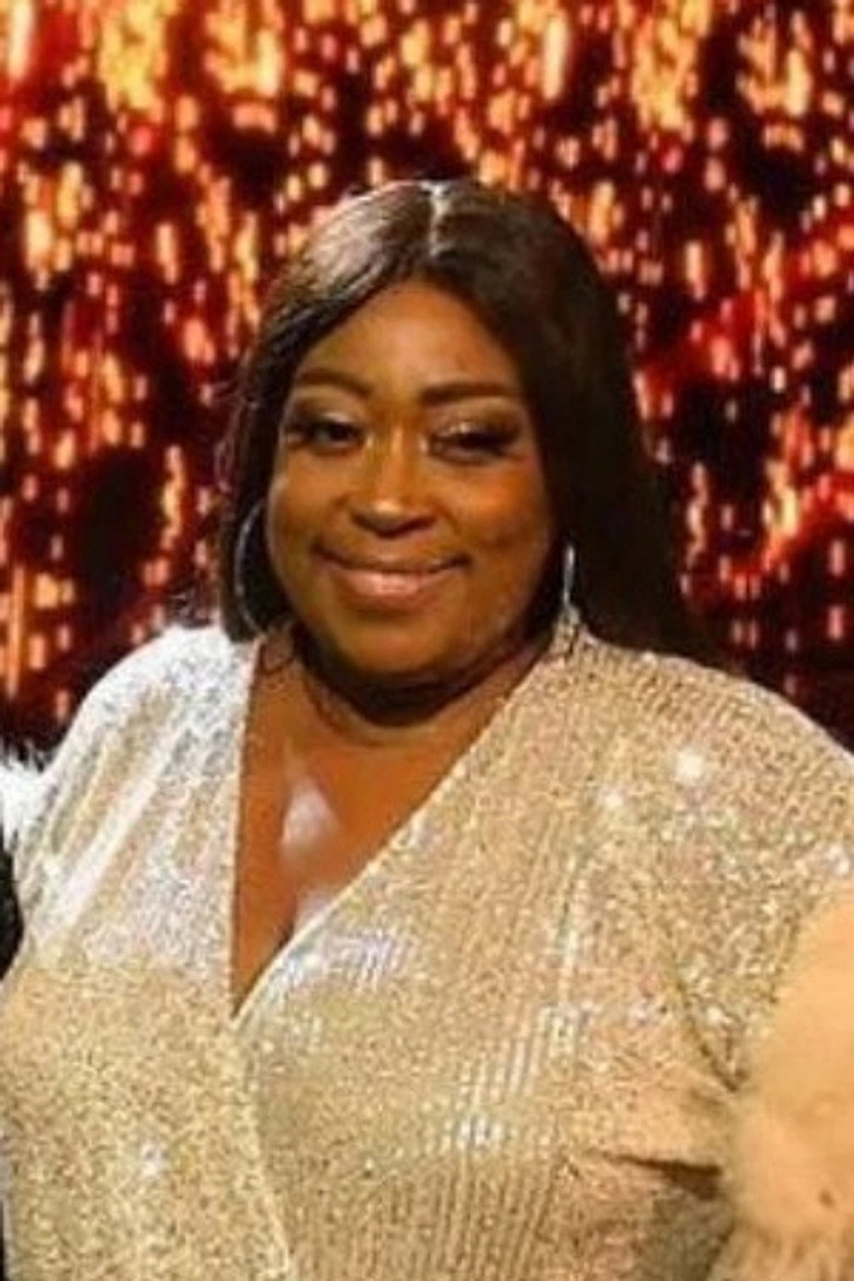 Loni Love photo 2