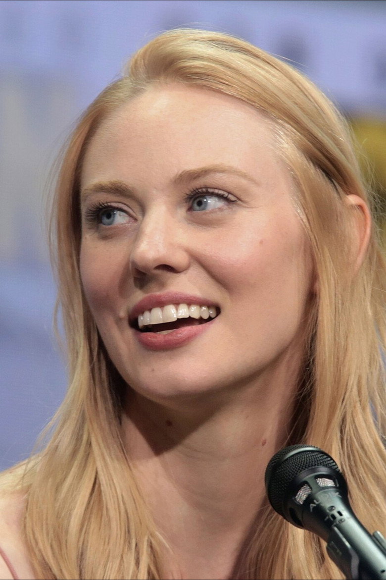 Deborah Ann Woll photo 3
