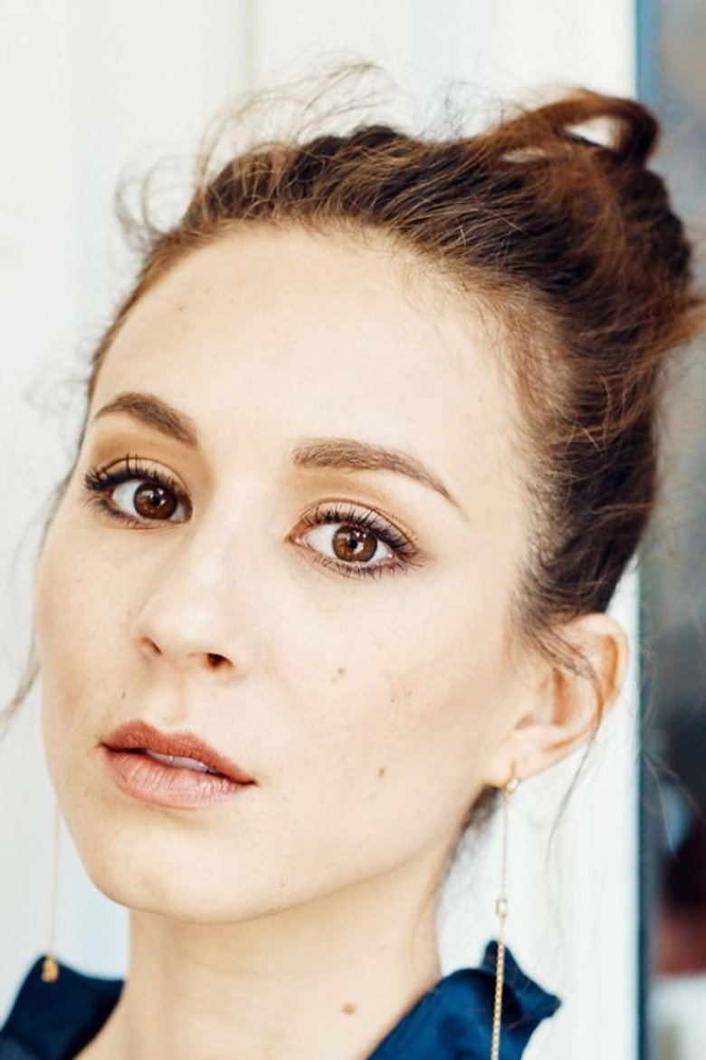 Troian Bellisario photo 10