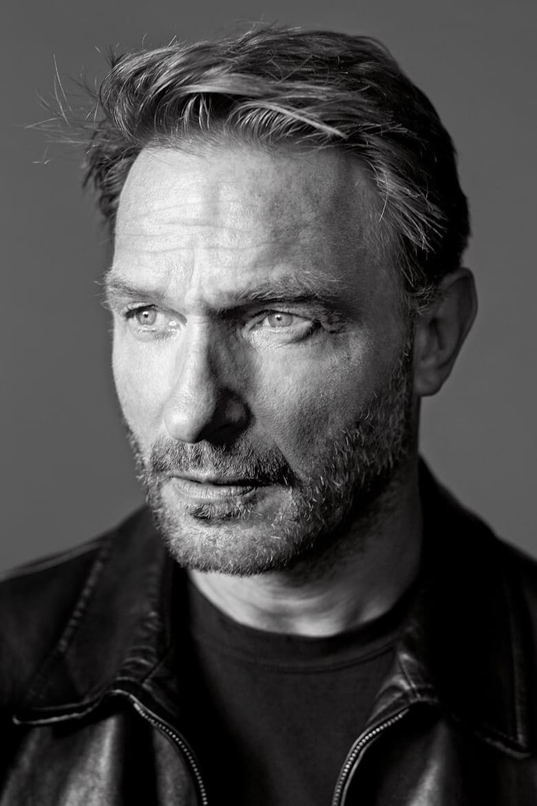 Thomas Kretschmann headshot