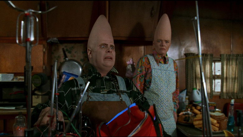 Image d'arrière-plan 7 du film Coneheads