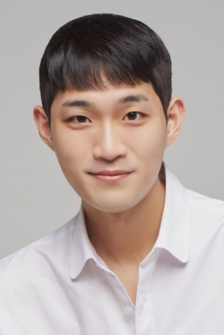 Hong Seong-gwan portrait image