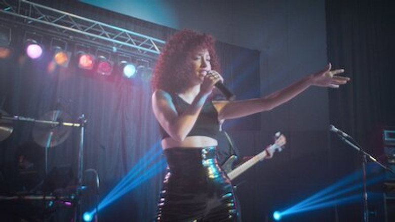 Selena: The Series S01E04 — Opening Act episode still