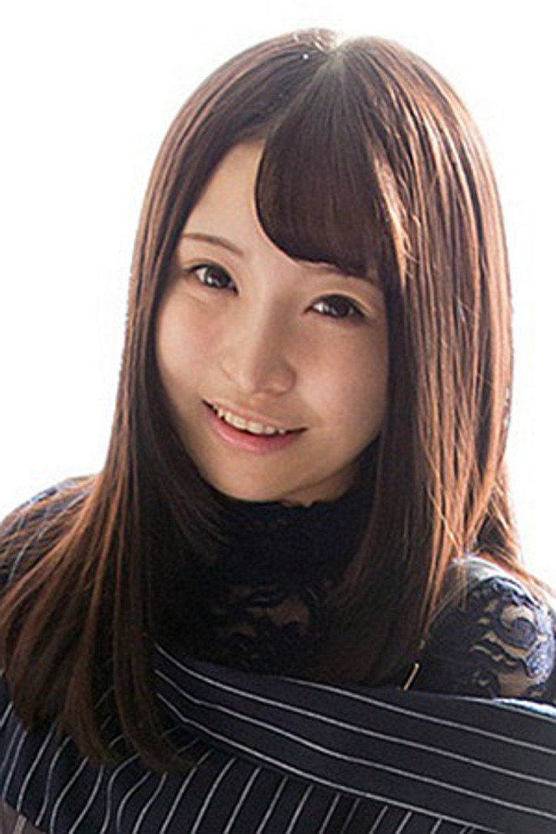 Momo Akiba photo