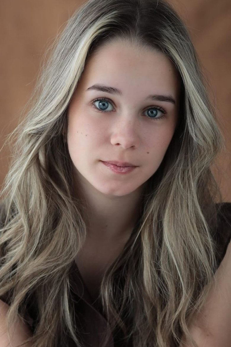 Alisha Weir photo 7