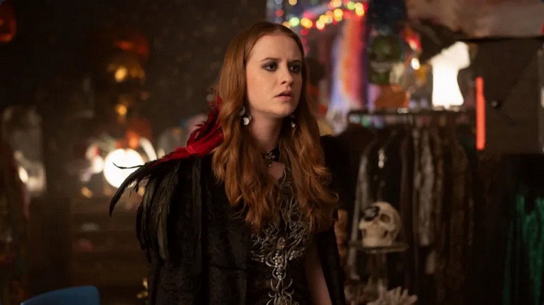 Still from Extraordinary - Season 2 Episode 3