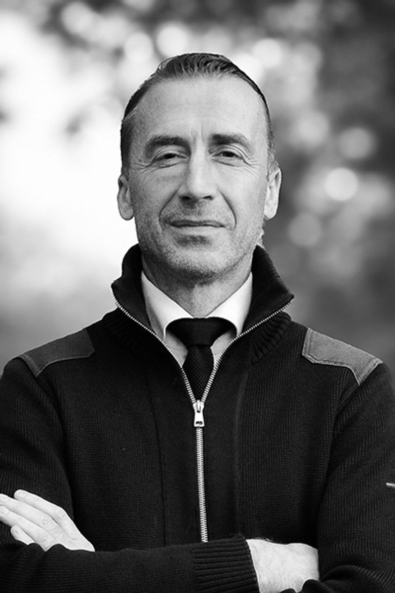 Thomas Gillis portrait image