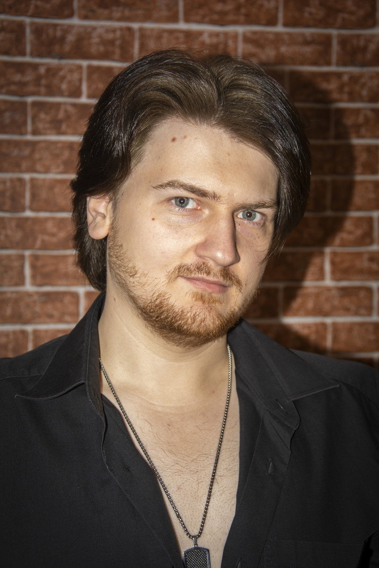 Martin Caine photo