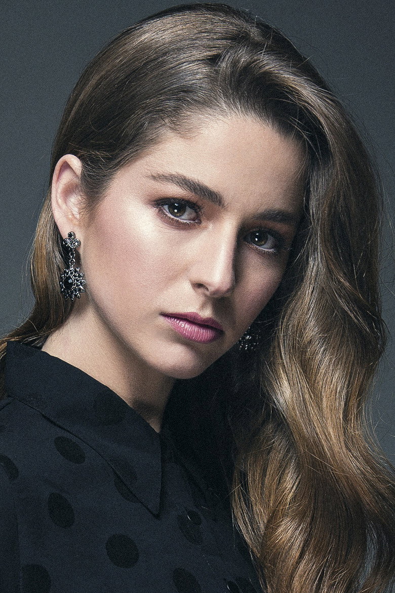 Mariana Di Girolamo photo 5