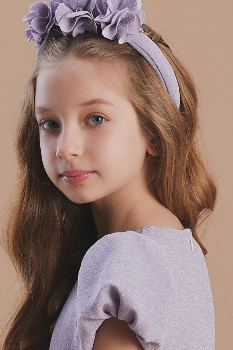 Arya Hira Kiliç portrait image