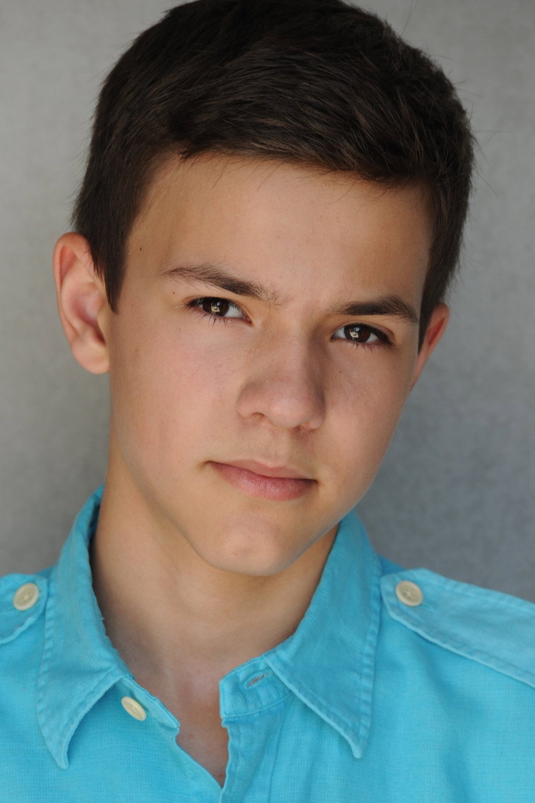 Justin Thomas Howell photo 4