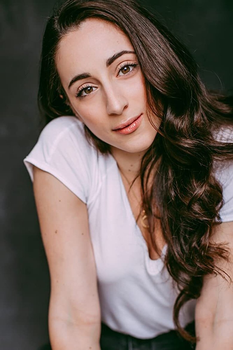 Alyssa Tavares portrait image