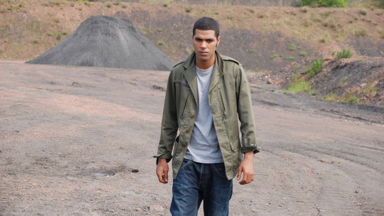 Image d'arrière-plan 3 du film La Désintégration