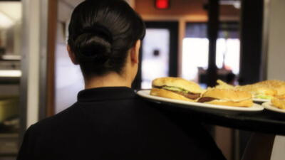 Still image for Customer Wars season 1 episode 15: No Backup Needed Still image for Customer Wars season 1 episode 15: No Backup Needed