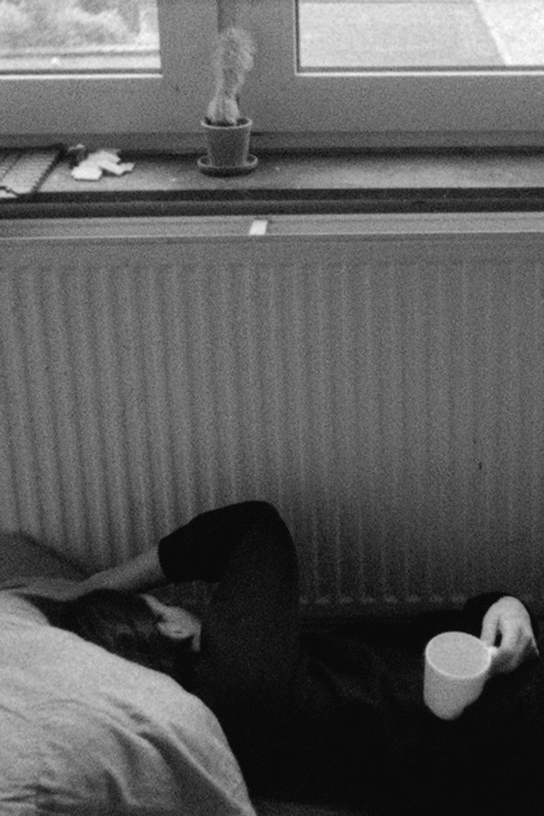 Imatge de The Advantage of Lying On The Floor