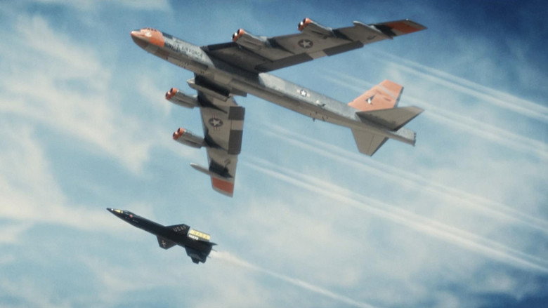 Image d'arrière-plan 5 du film Edge of Space