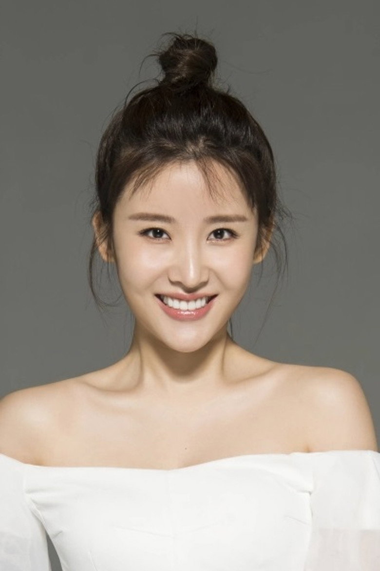 Yang Ye portrait