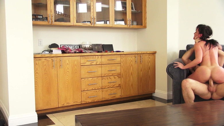 Image d'arrière-plan 3 du film The Anal Authority: Jennifer White