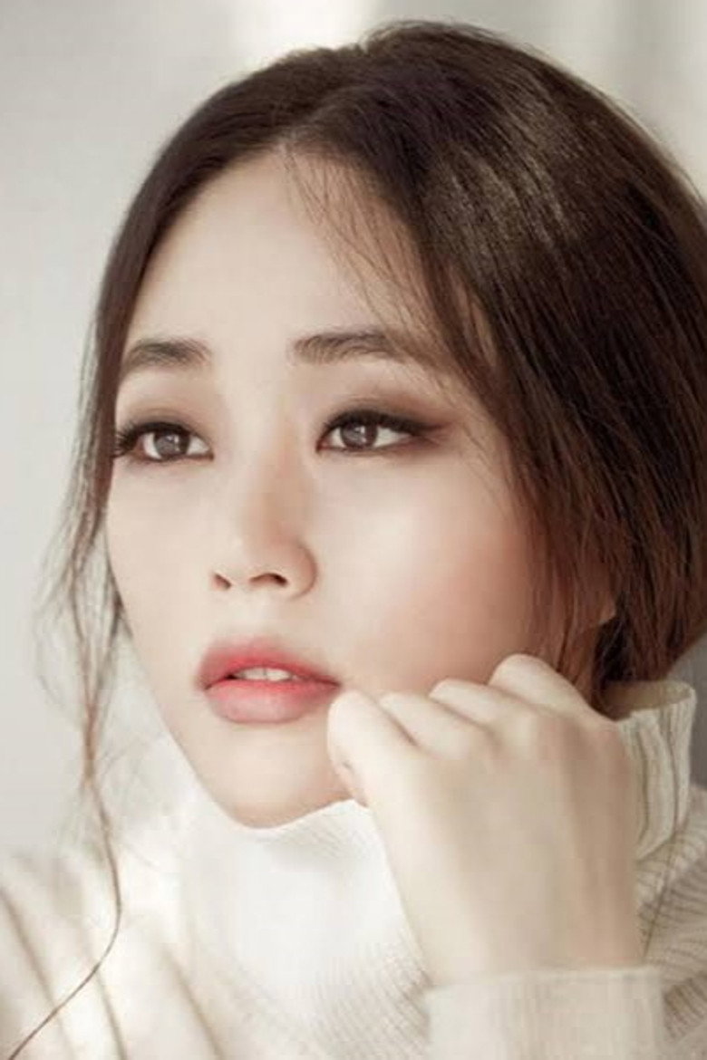 Kim Hyo-jin photo 10