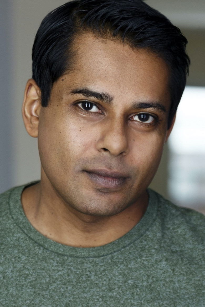 Simon Deonarian portrait image