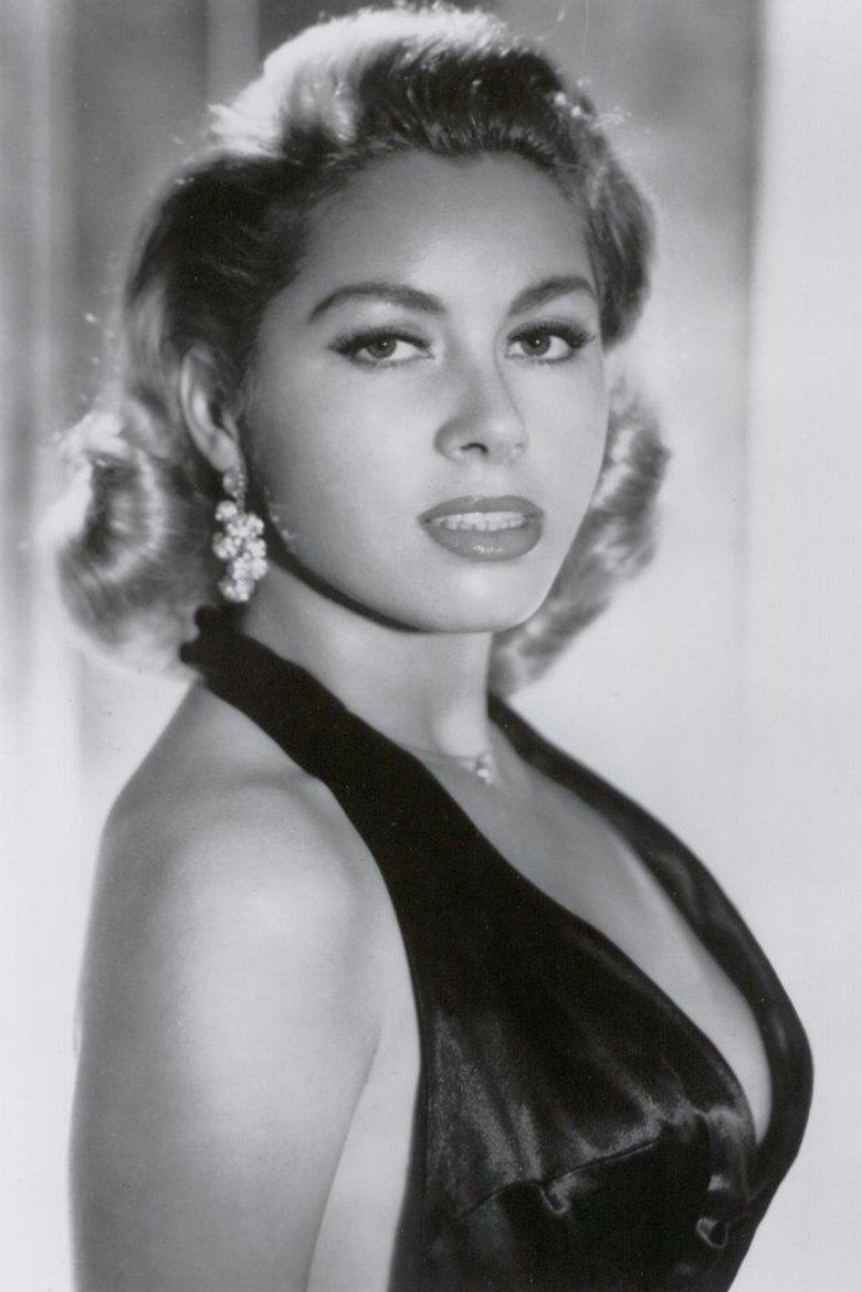 Jeanne Carmen photo 3