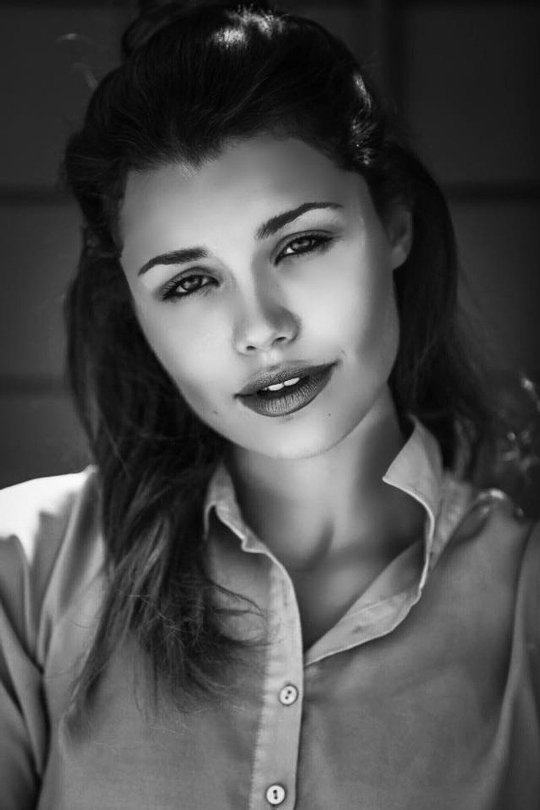 Ellie Patrikios photo 2